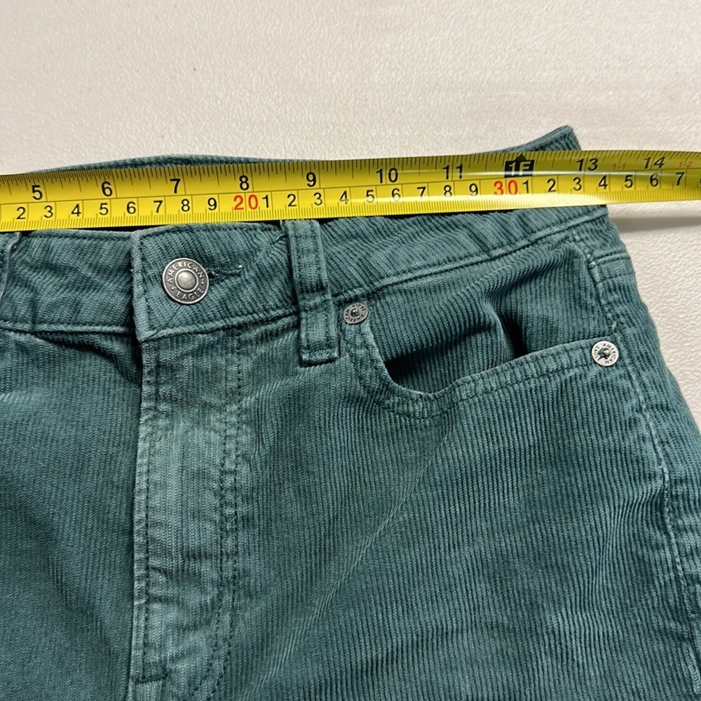 American Eagle Mom Straight Leg Jeans - Picture 4 of 5
